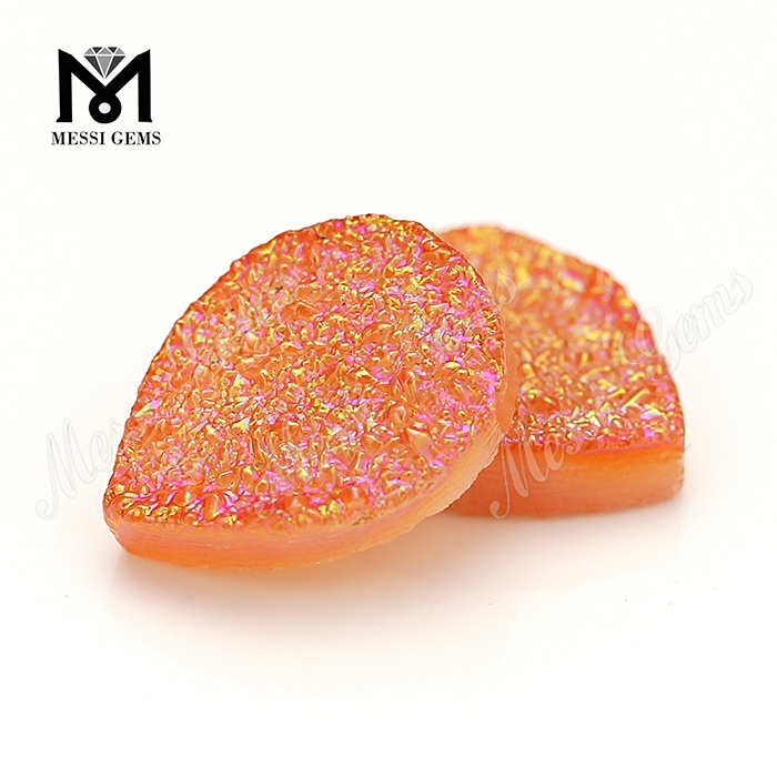 acheteur de gemmes druzy de pierres précieuses d\'agate de couleur orange aux États-Unis