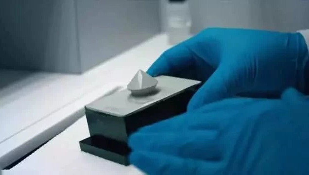 La technologie d'impression 3D peut-elle être utilisée dans l'industrie de la joaillerie en diamants cultivés en laboratoire ?