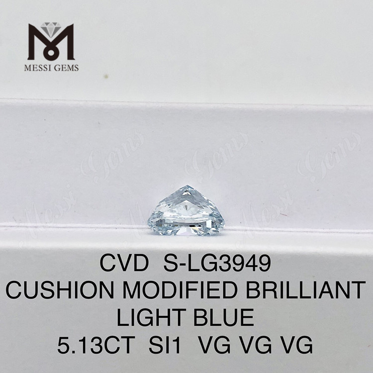 Diamants de laboratoire certifiés 5.13CT SI1 CUSHION LIGHT BLUE IGI Certified Sustainable Sparkle丨Messigems CVD S-LG3949